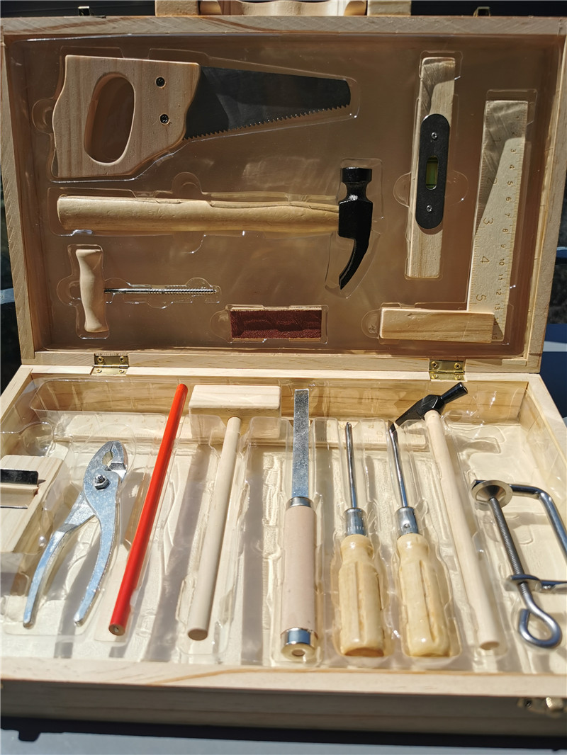 Дети реальной жизни, деревянна – обзор и цена Gardening Tools For 6 Year Old
